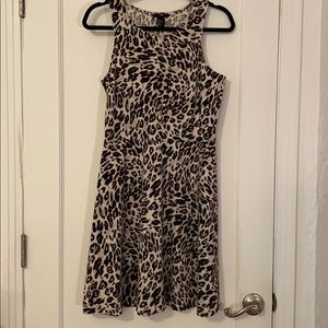 DRESS - Women’s H&M Animal Print - size m